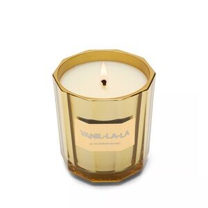Victoria's Secret Vanil-La-La Candle